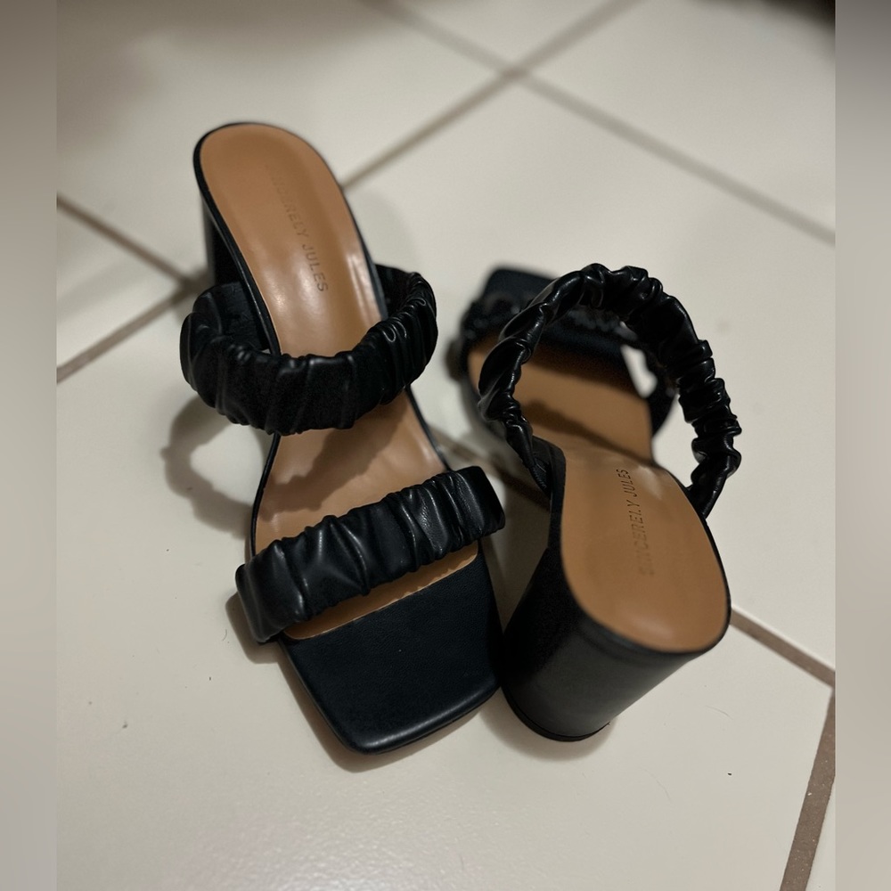 Black heels sandals